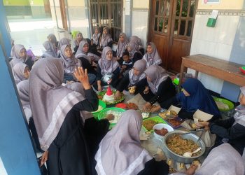 Pengurus PC Wanita LDII Turi Gelar Lomba Memasak dan Menghias Tumpeng dalam Rangka HUT RI ke-80