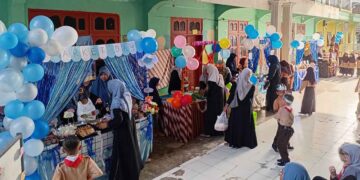 TK dan SD Al Muttaqin Bandungsari Gelar Acara Bazar dan Market Day