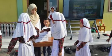 SD Al Muttaqin Gelar Donasi untuk Korban Banjir Sumatera dan Aceh