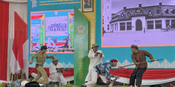 5 Pemuda LDII Lamongan Tampilkan Drama Kolosal Pertempuran Surabaya di Pembukaan MUSWIL X LDII Jatim