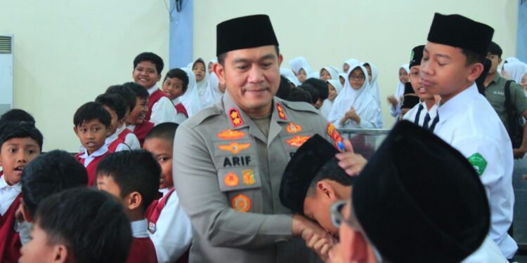 Kapolres Lamongan Kunjungi Lembaga Pendidikan Budi Luhur Sugio, Sampaikan 5 Pesan Penting