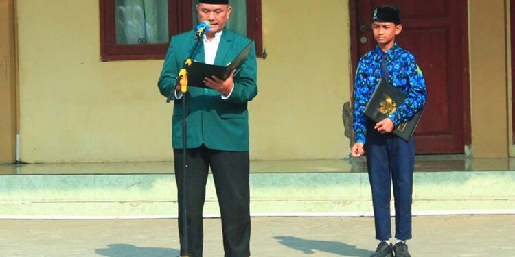 LDII Lamongan Tekankan Penerapan 29 Karakter Luhur di Upacara Peringatan HUT RI ke-81