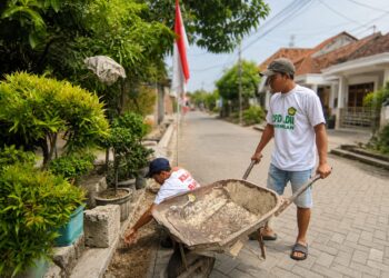 PAC LDII Kebalandono Bersama Warga Gelar Kerja Bakti Serentak Sambut HUT RI ke-81