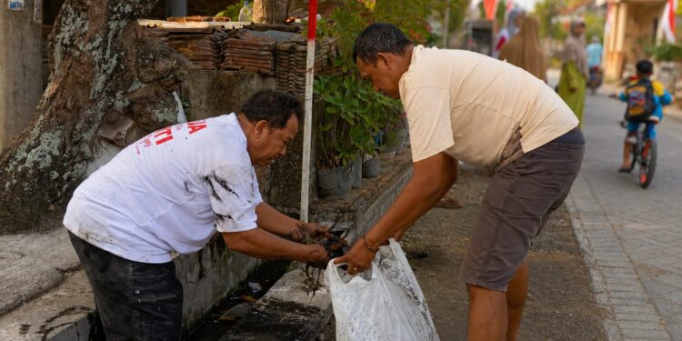 Semarakkan HUT RI ke-81, PC LDII Babat Gelar Gerakan Kerja Bakti Nasional Serentak di Seluruh PAC