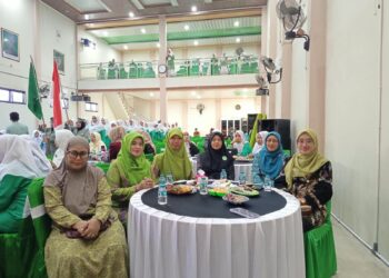 Wanita LDII Lamongan Hadiri Pelantikan PC Fatayat NU Babat