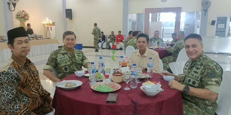 Di Sela Kunjungan KDMP Lamongan, Jenderal TNI Bintang Dua Puji Aula dan Masjid LDII Sugio