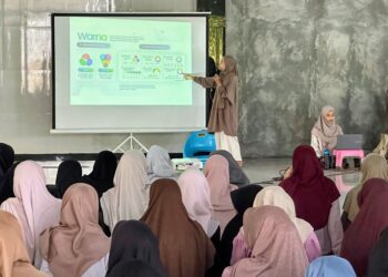 Sosmed Berdaya, Wanita dan Pemuda LDII Karanggeneng Asah Keterampilan Desain Grafis